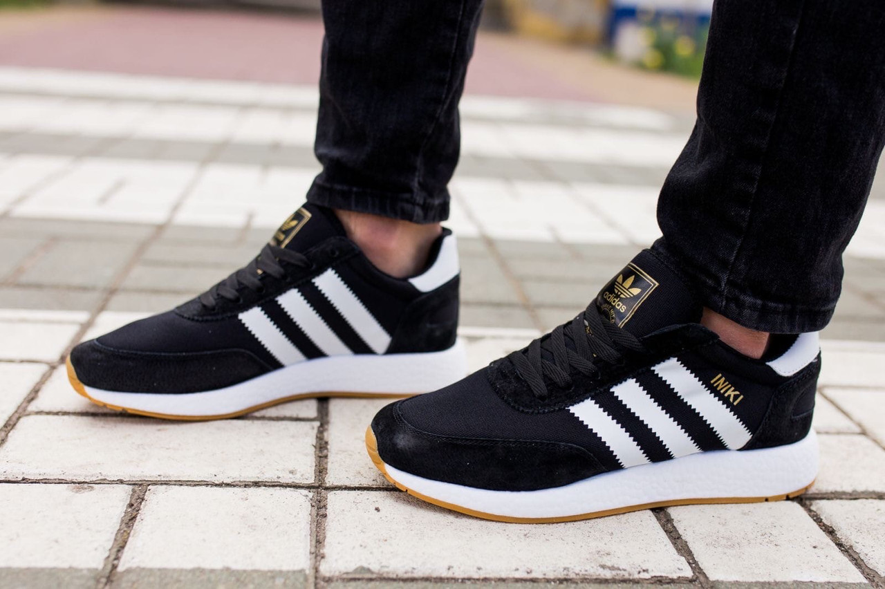 

Кроссовки мужские Adidas Iniki Black, Черный