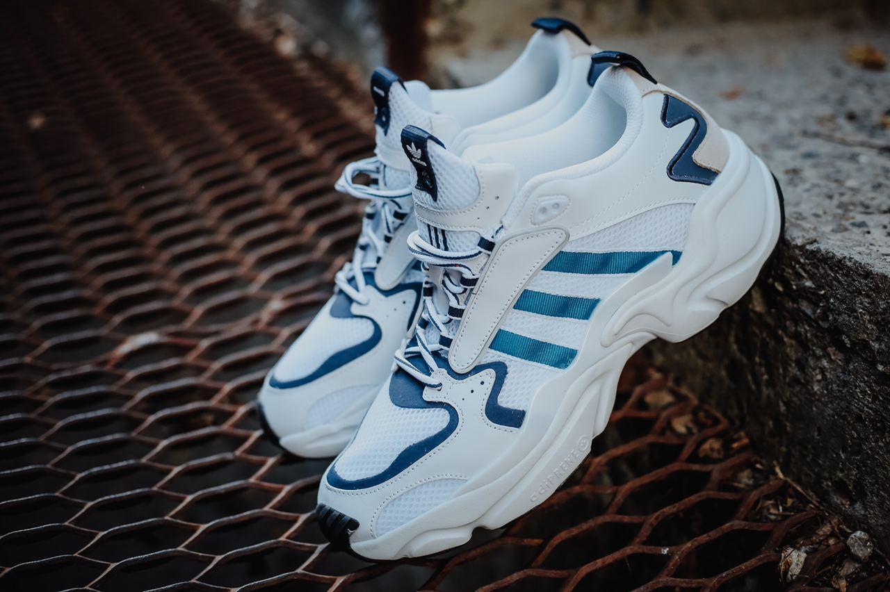 

Мужские кроссовки Adidas Magmur White Blue / Адидас Магмур Белый Синий 43