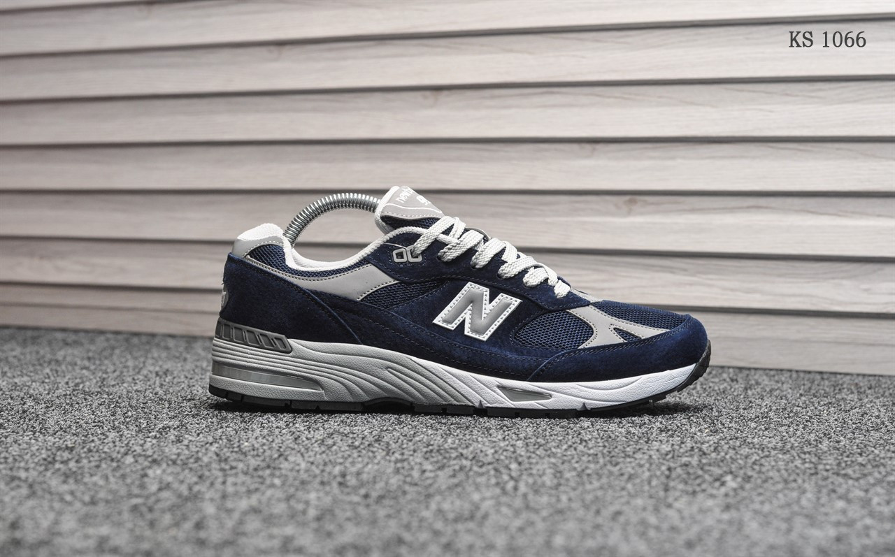 

Мужские кроссовки в стиле New Balance 991, замша, сетка, синие с белым 44(28 см), размеры:41,43,44,45,46