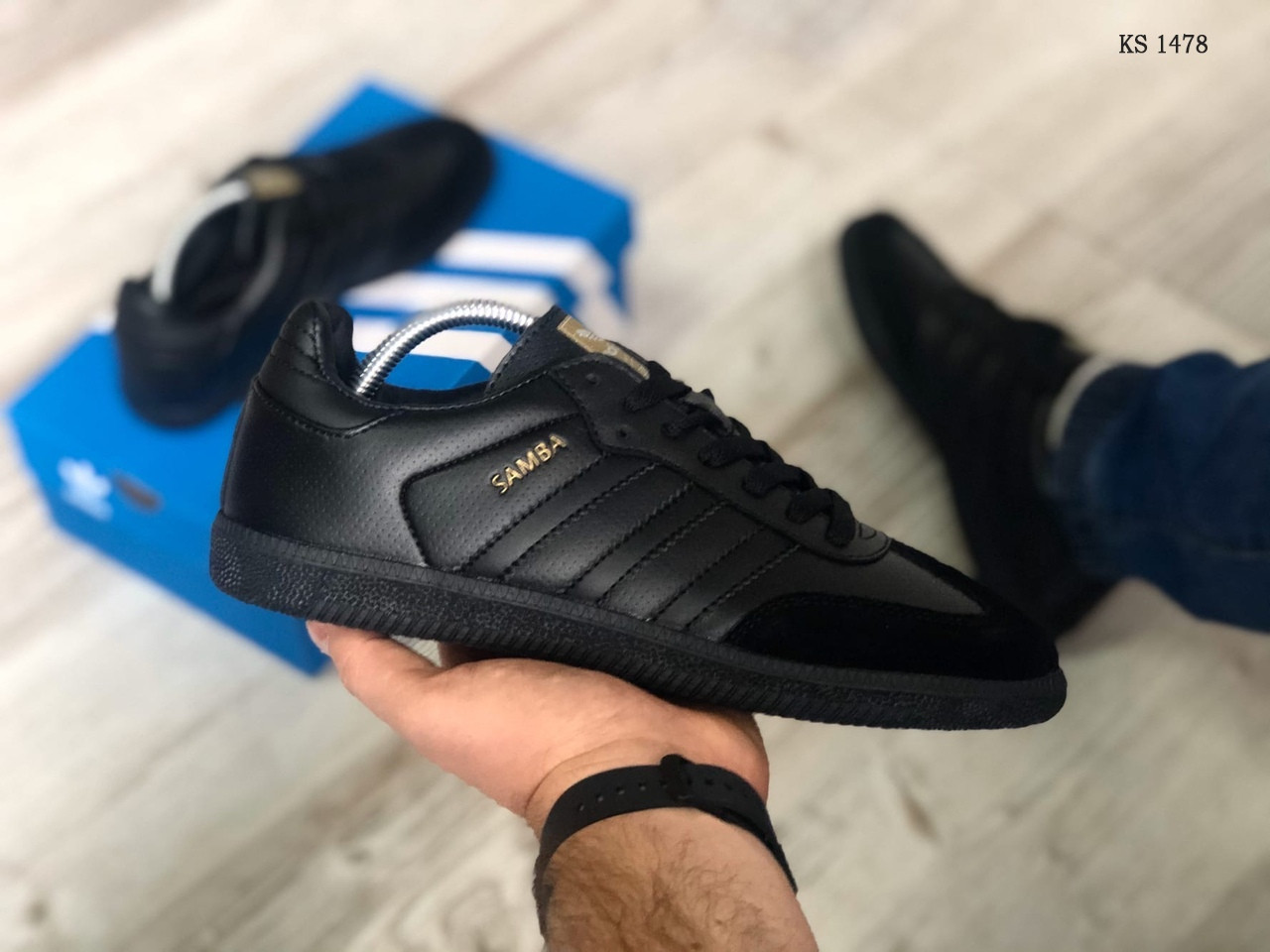 

Мужские кроссовки в стиле Adidas Samba, кожа, замша, черные 46(29,5 см), размеры:41,44,46