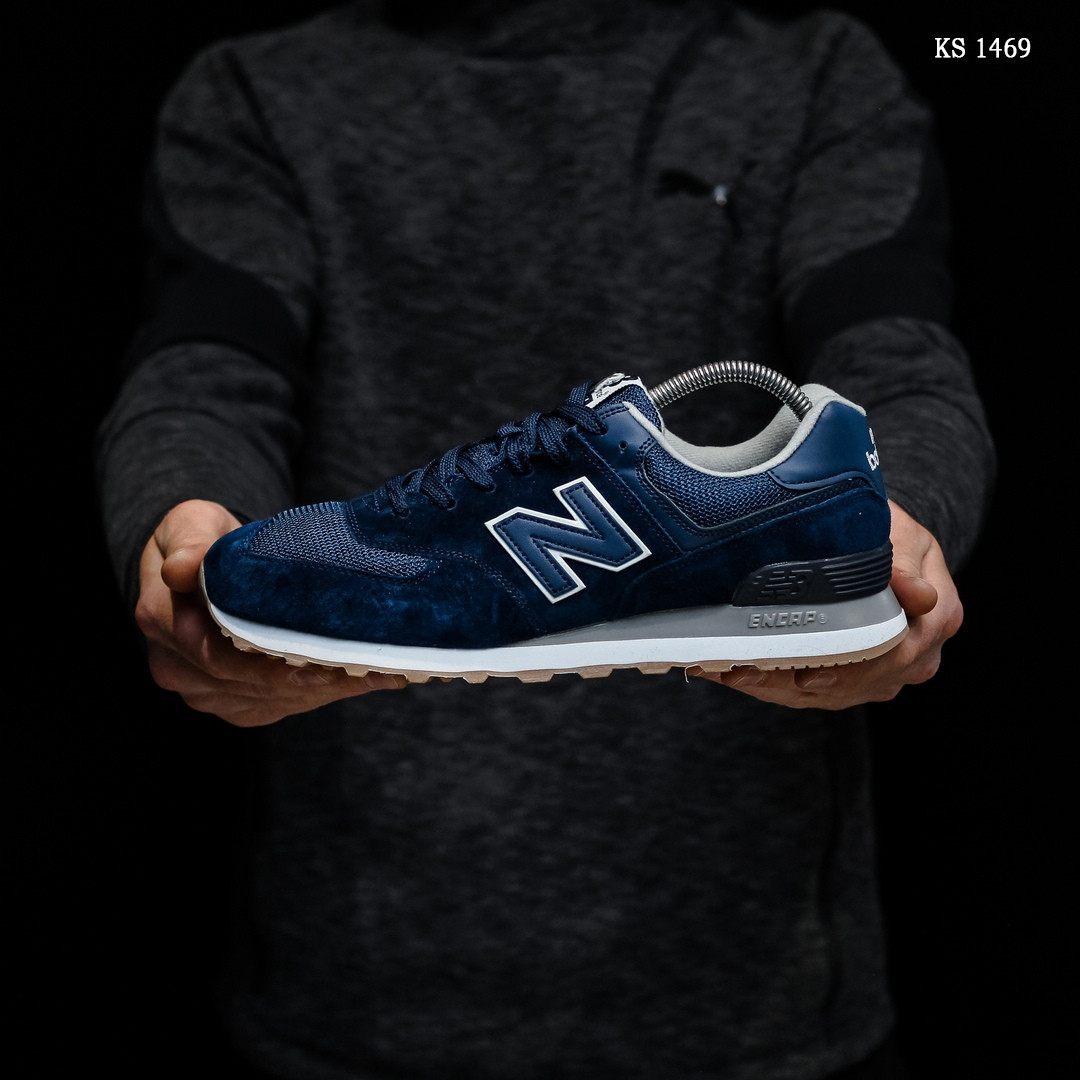 

Мужские кроссовки в стиле New Balance 574, сетка, замша, синие 46(29,5 см), размеры:41,44,45,46