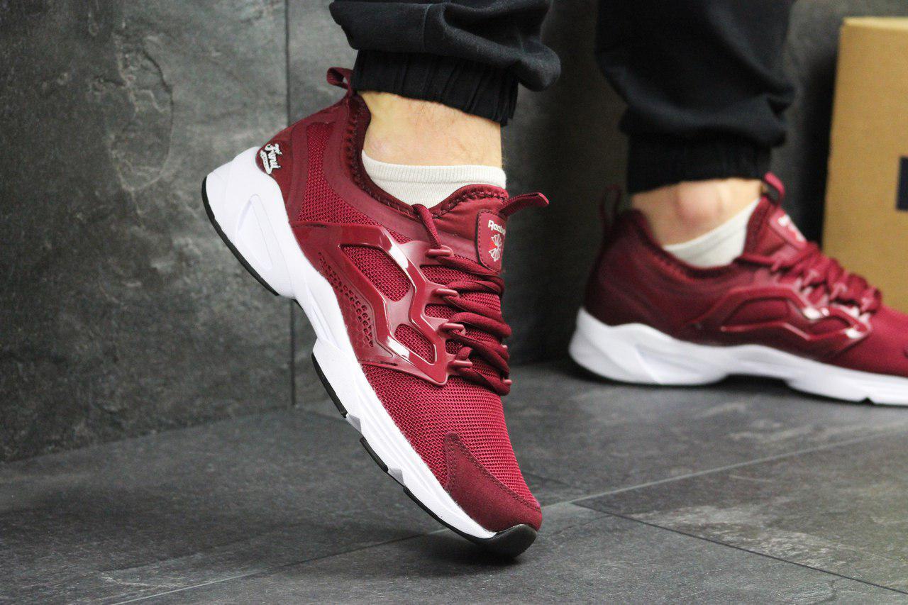 

Мужские кроссовки в стиле Reebok Fury Claret, бордовые 44(28 см), последний размер