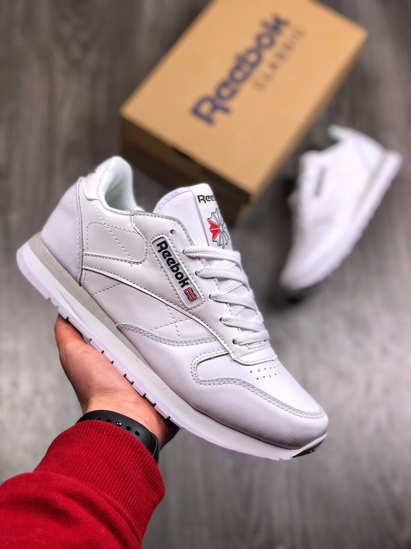 

Мужские кроссовки в стиле Reebok Classic White, белые 42(26,5 см), размеры:41,42,43,44