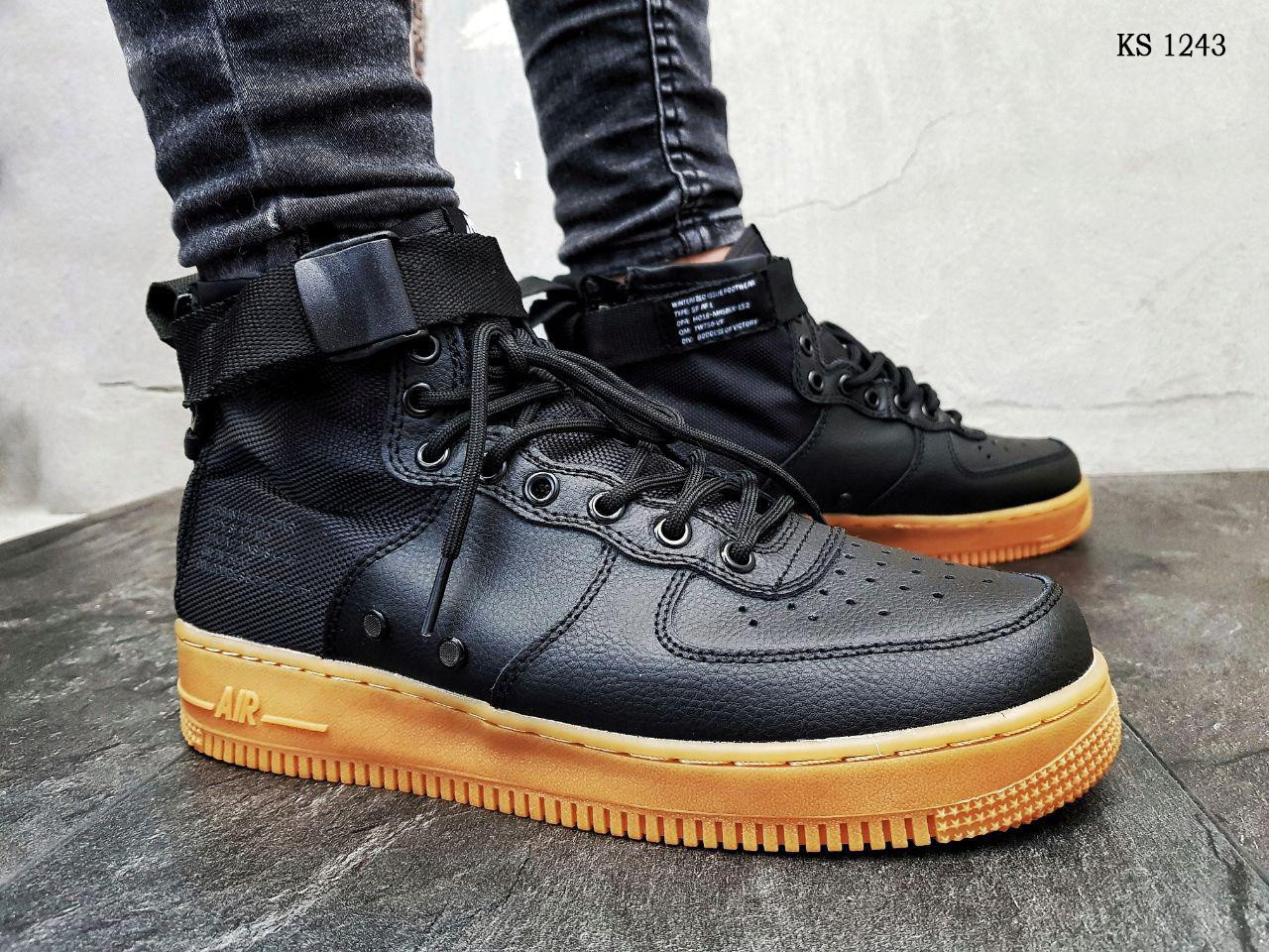 

Мужские кроссовки в стиле Nike SF Air Force 1 Mid, кожа, нейлон, черные 43(27,5 см), размеры:42,43,44,45