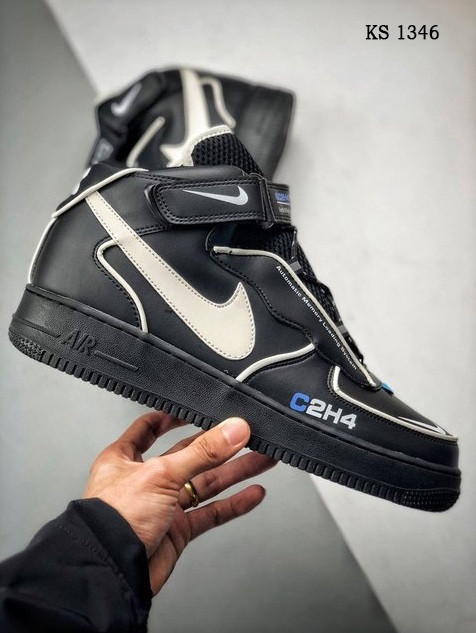 

Мужские кроссовки в стиле Nike Air Force 1 Mid C2H4, кожа, черные с белым 45(29 см), размеры:41,42,43,45