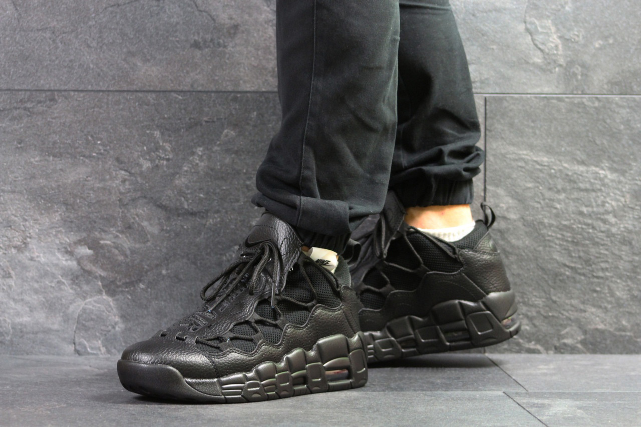 

Мужские кроссовки в стиле Nike Air Uptempo 96 Black, черные 42(27 см), последний размер