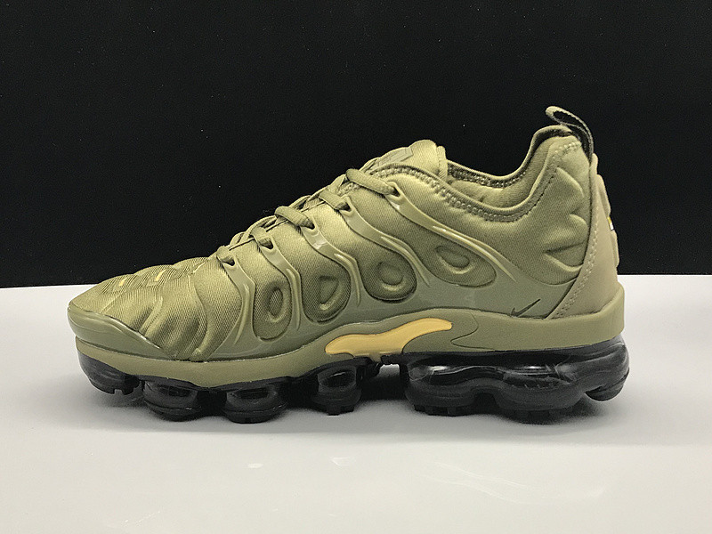 

Мужские кроссовки в стиле Nike Air VaporMax Plus Green, зеленые 43(27,5 см), размеры:41,43,44,45