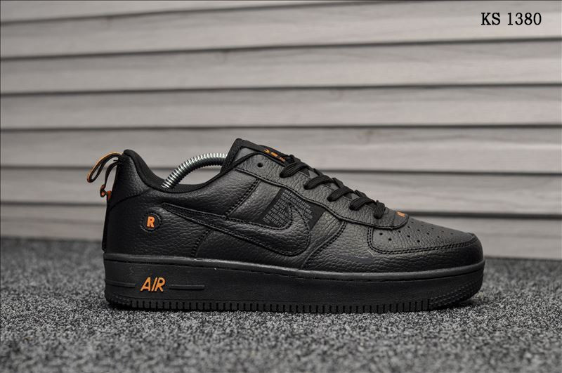 

Мужские кроссовки в стиле Nike Air Force 1 LV8, кожа, черные 46(29,5 см), последний размер