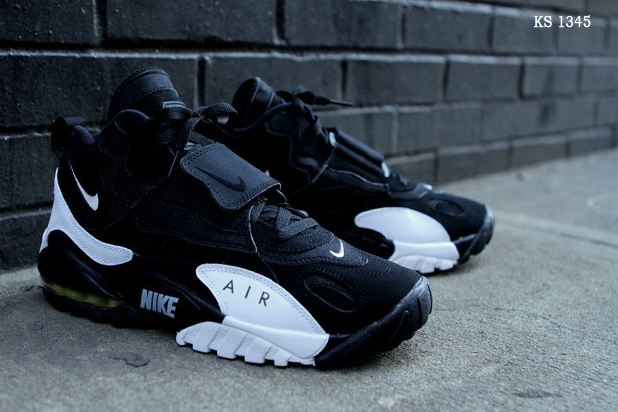 

Мужские кроссовки в стиле Nike Sportswear Air Max Speed Turf, замша, сетка, черные с белым 45(29 см)