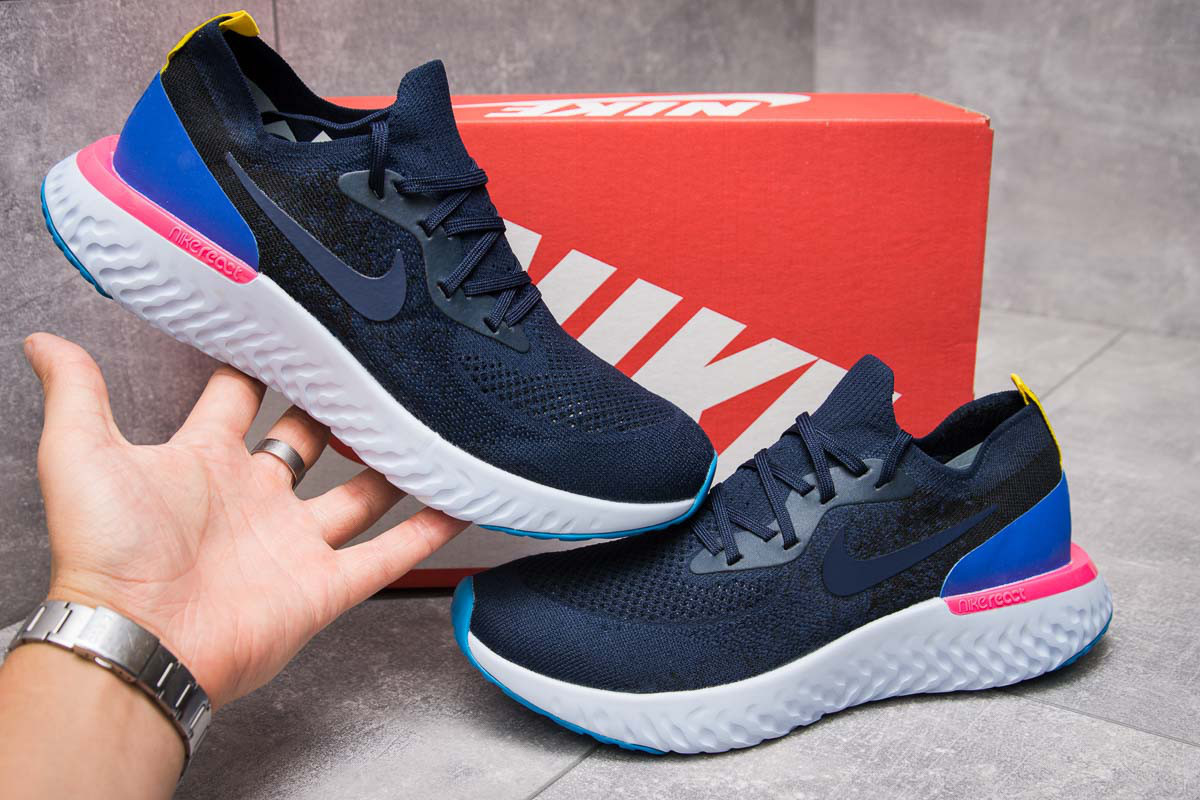 

Мужские кроссовки в стиле Nike Epic React, тёмнo-cиние 43(27,5 см), последний размер