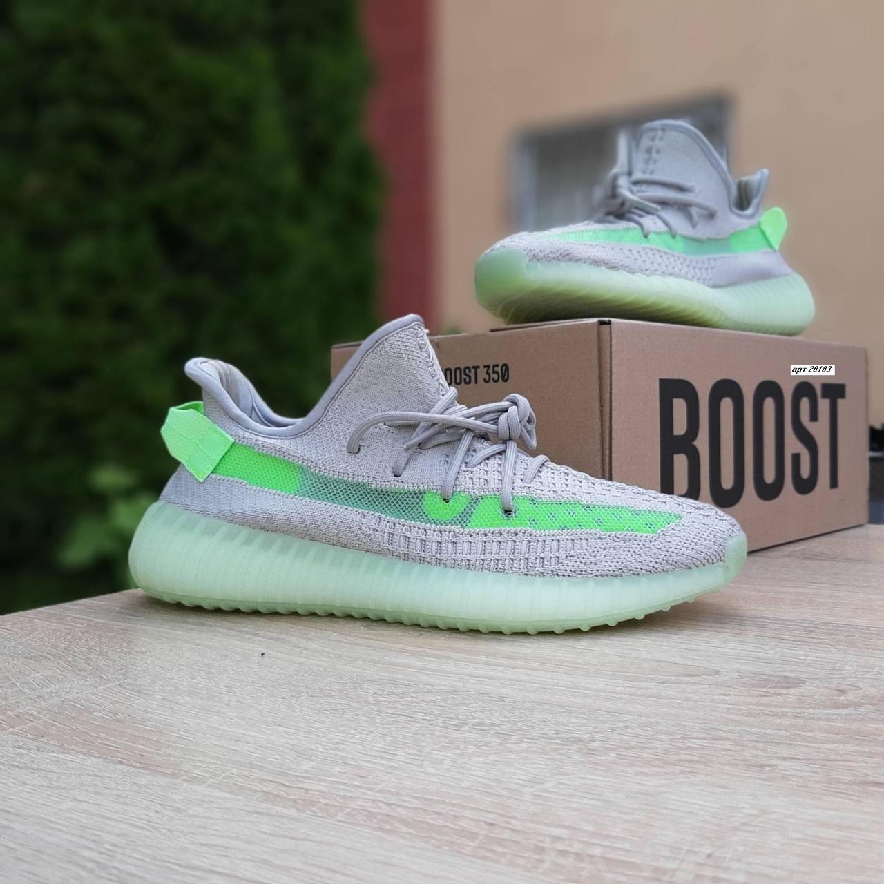 

Женские кроссовки в стиле Adidas Yeezy Boost 350 V2, текстиль, серые с салатовым, 39 (25 см), размеры:37,38,39