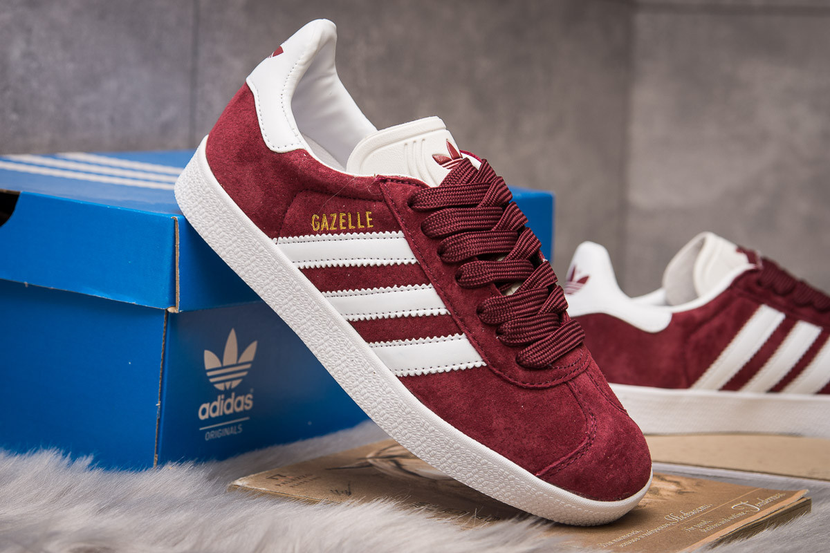 

Женские кроссовки в стиле Adidas Gazelle, бордовые. 36(22,5 см), последний размер