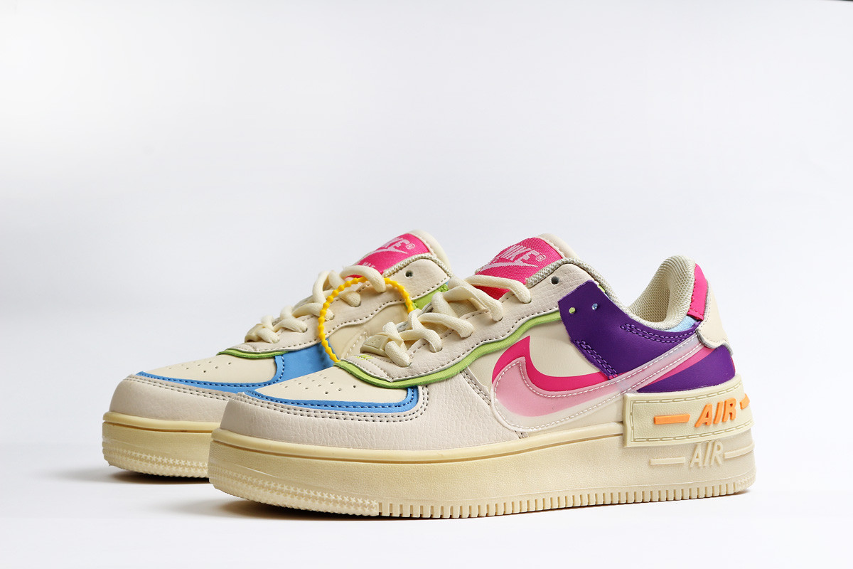 

Женские кроссовки в стиле Nike Air Force 1, разноцветные 39 (24,5 см), размеры:36,37,38,39