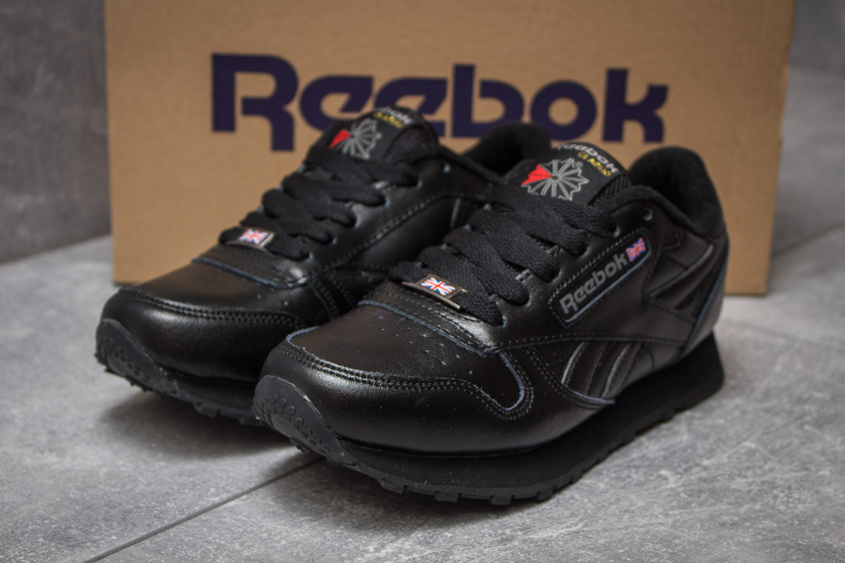 

Женские кроссовки в стиле Reebok Classic, черные 36(23 см), последний размер