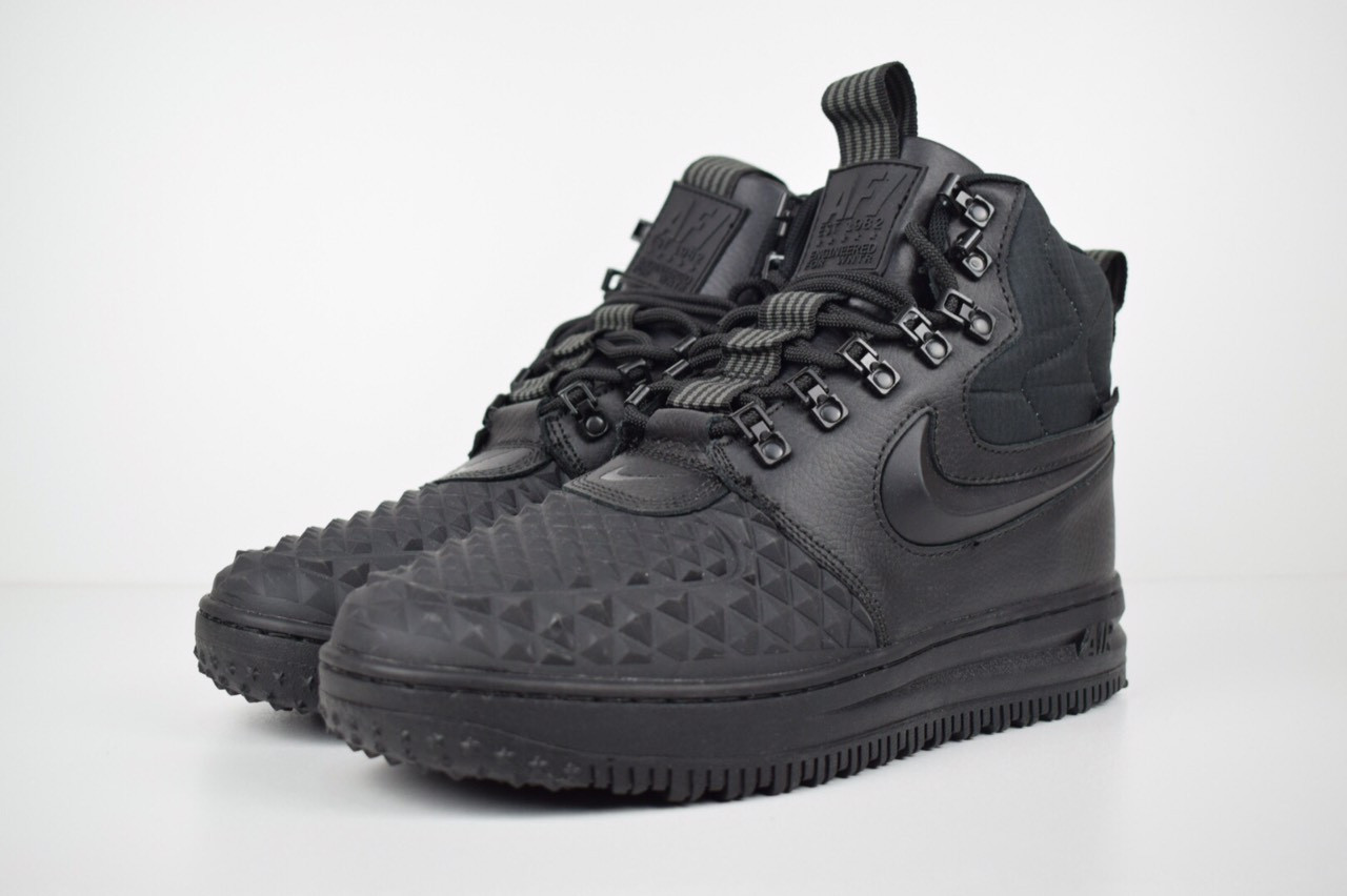 

Мужские кроссовки в стиле Nike Lunar Force 1 Duckboot, черные 44(28 см), последний размер