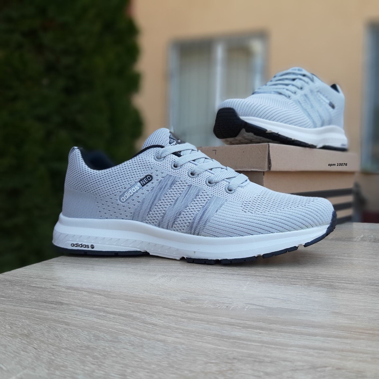 

Мужские кроссовки Adidas NEO, текстиль, серые с белым 41(25,5 см), размеры:41,42