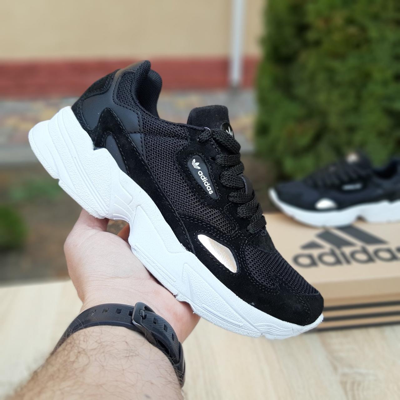 

Женские кроссовки в стиле Adidas Falcon, замша, сетка, черные с белым 40(25,5 см), размеры:40,41