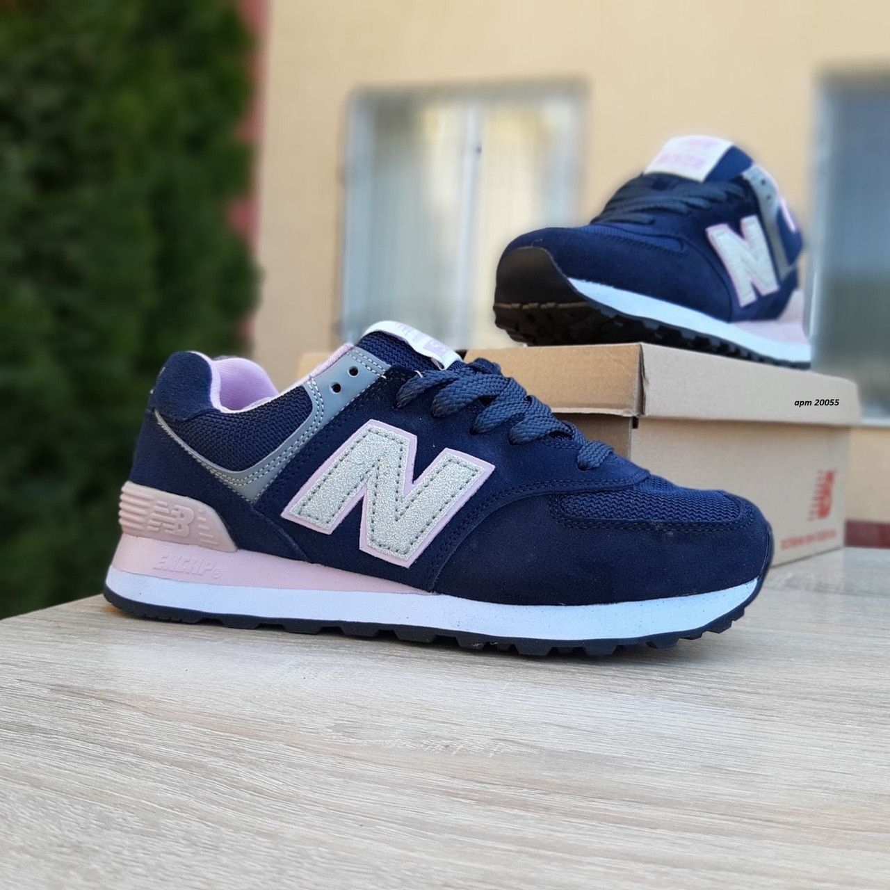 

Женские кроссовки New balance 574, замша, сетка, синие с розовым 40(25,5 см), размеры:38,39,40