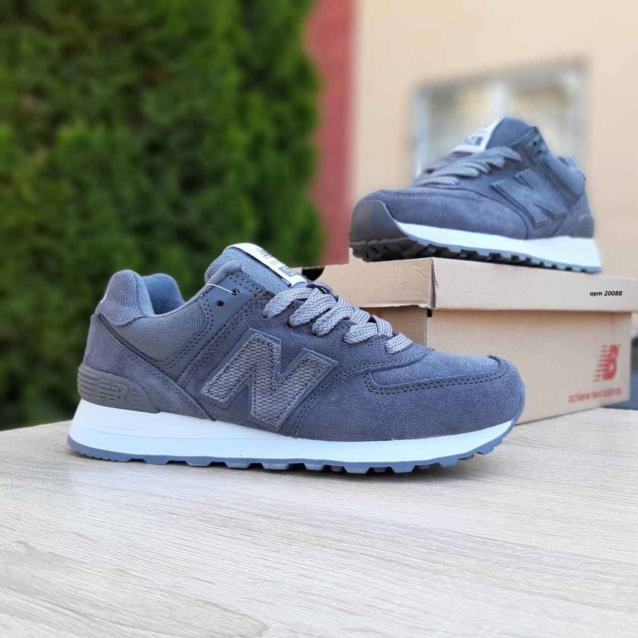 

Женские кроссовки в стиле New Balance 574, замша, серые, 39р(25 см), размеры:38,39,40