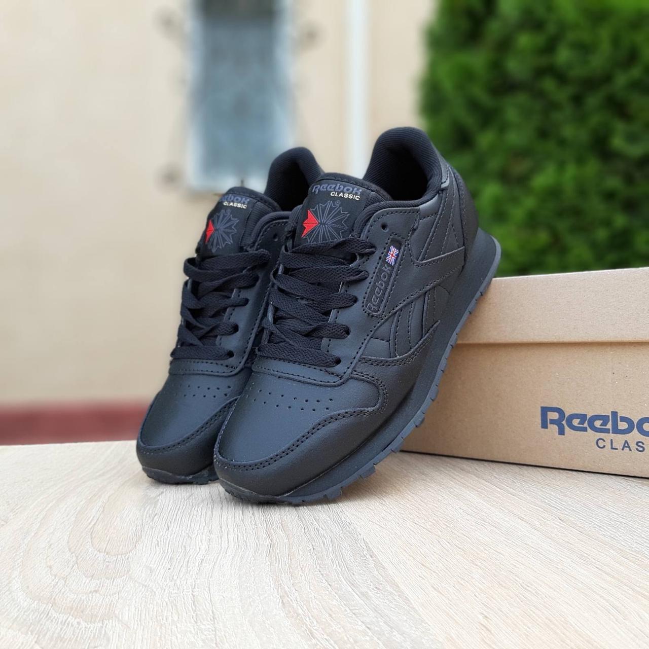 

Женские кроссовки в стиле Reebok Classic, кожа, черные 39(25 см), размеры:36,39