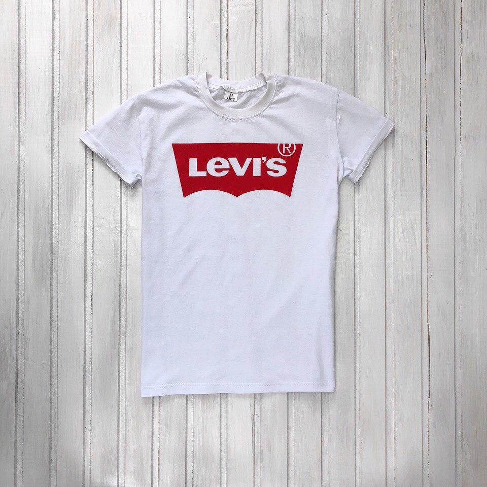 

Чоловіча футболка Levis