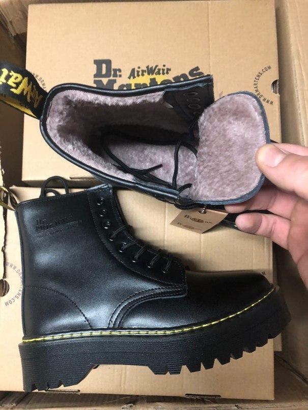 

Женские зимние ботинки Dr. Martens Jadon Classic Black / Мартенс Джейдон Классик Черные, Черный