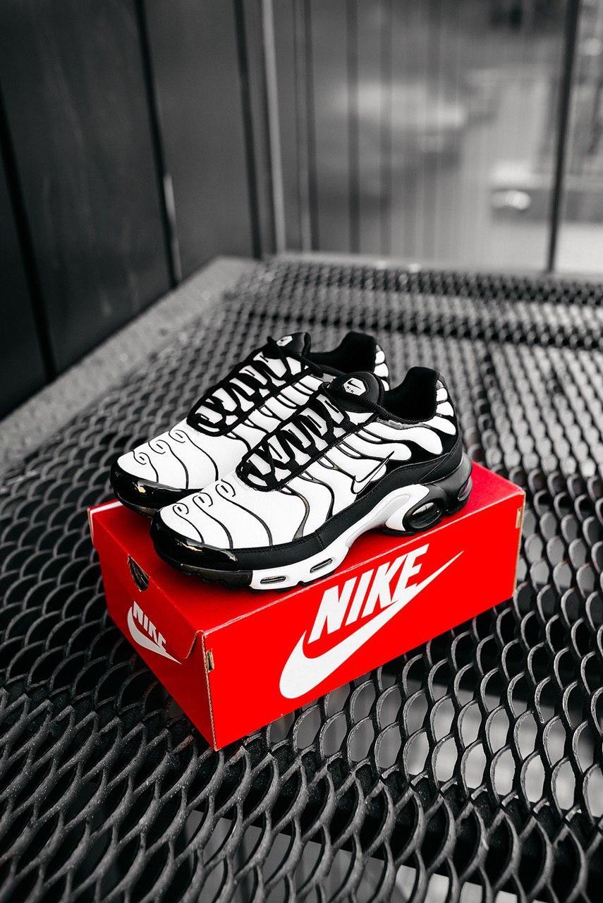 

Кроссовки Nike Air max Tn 40, Черный