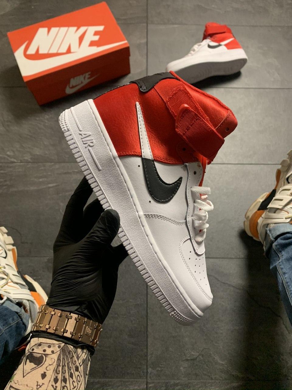 

Мужские кроссовки Nike Air Force 1 High Red White 45, Бело красные