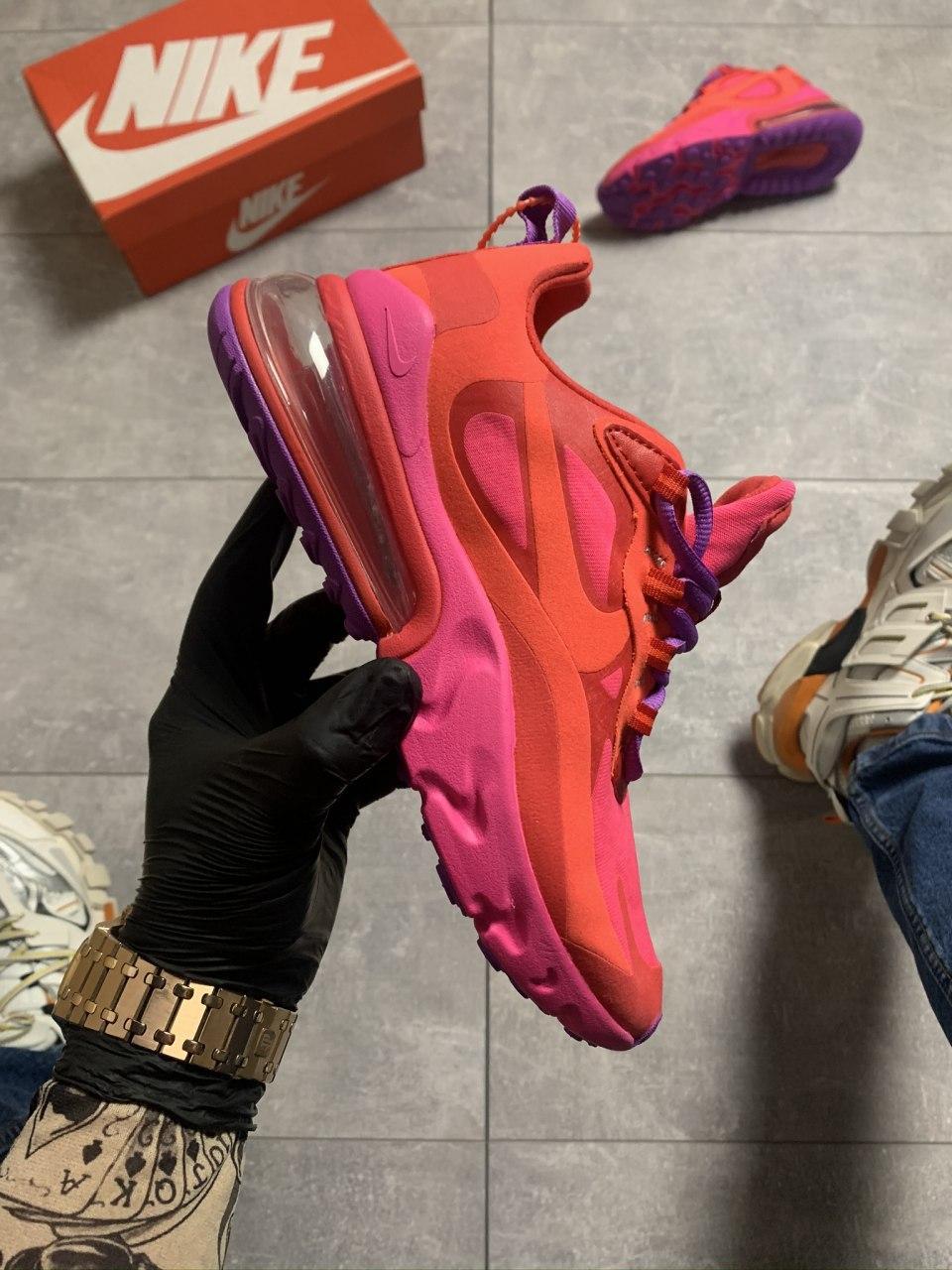 

Nike Air Max 270 React Pink Orange, Красно-розовый