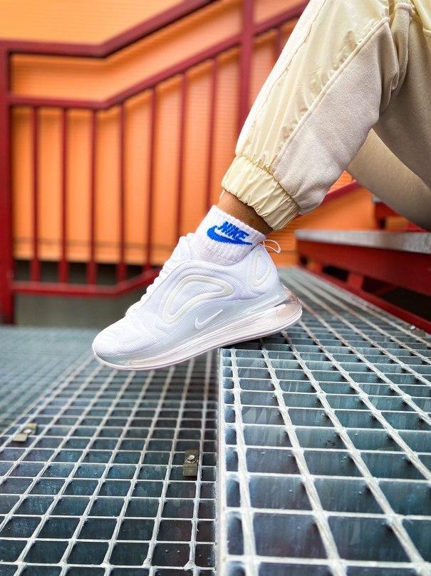 

Женские кроссовки Nike Air Max 720 White / Найк Аир Макс 720 Белые 37, Белый