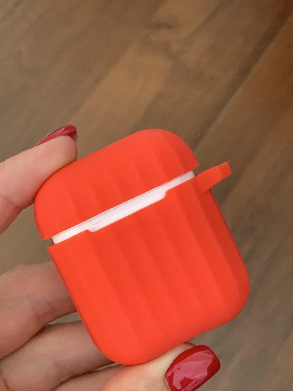 

Чехол для наушников AirPods Protect case + карабин - Красный