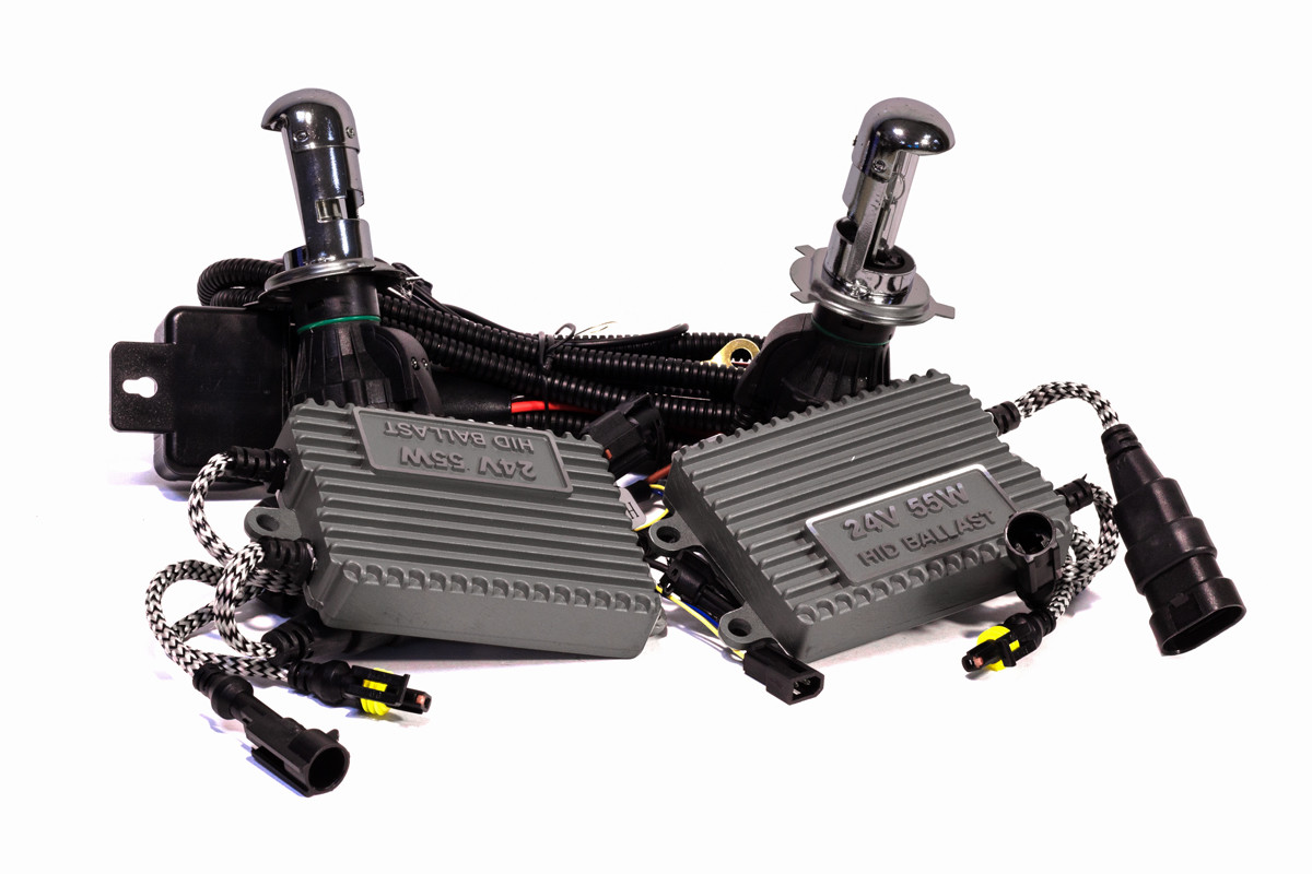 

Комплект биксенона КВАНТ H4 6000К 24v с блоками AC