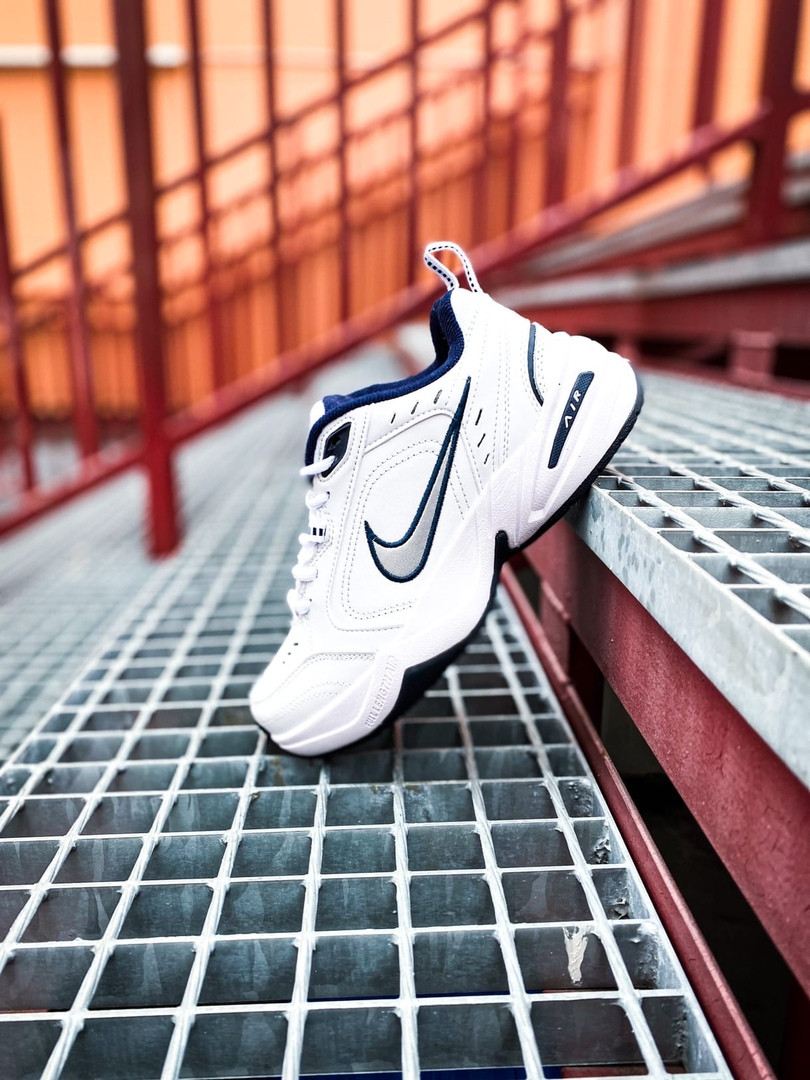 

Кроссовки мужские Nike Air Monarch IV белые, Найк Аир Монарх, натуральная кожа. Код KS-9900 42