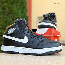 Кросівки чоловічі Nike Air Jordan 1 Retro чорні на білому ((на стилі)), фото 2