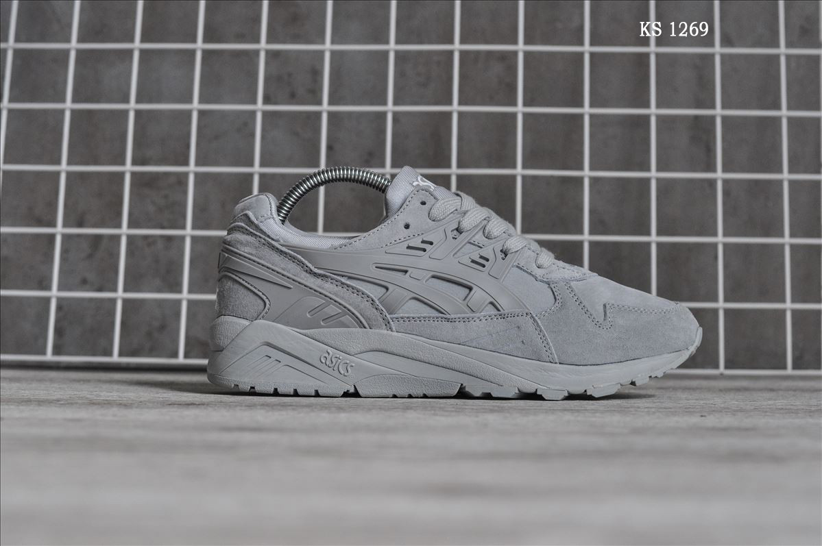 

Мужские кроссовки в стиле Asics Gel-Kayano, замша, серые 41(26 см), размеры:41,42,43,44