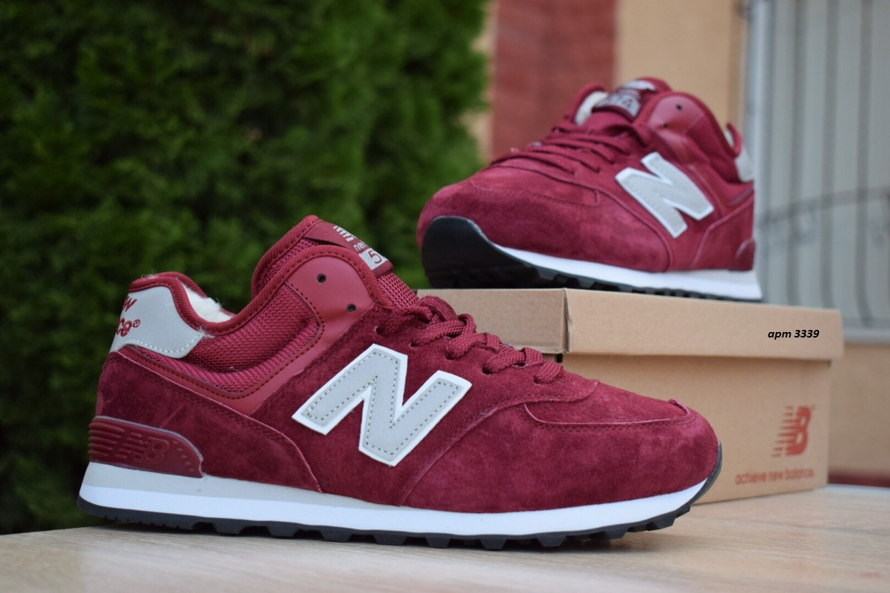 

Мужские зимние кроссовки на меху в стиле New Balance 574, замша, бордовые 41 (26 см), размеры:41,44,45,46