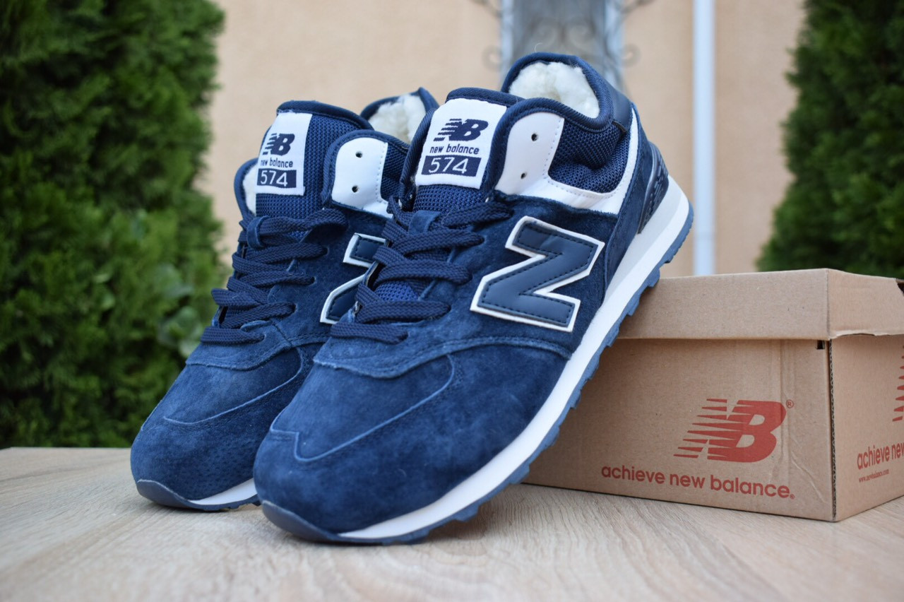 

Женские зимние кроссовки на меху в стиле New Balance 574, замша, синие 36 (22,5 см), размеры:36,37,38,39