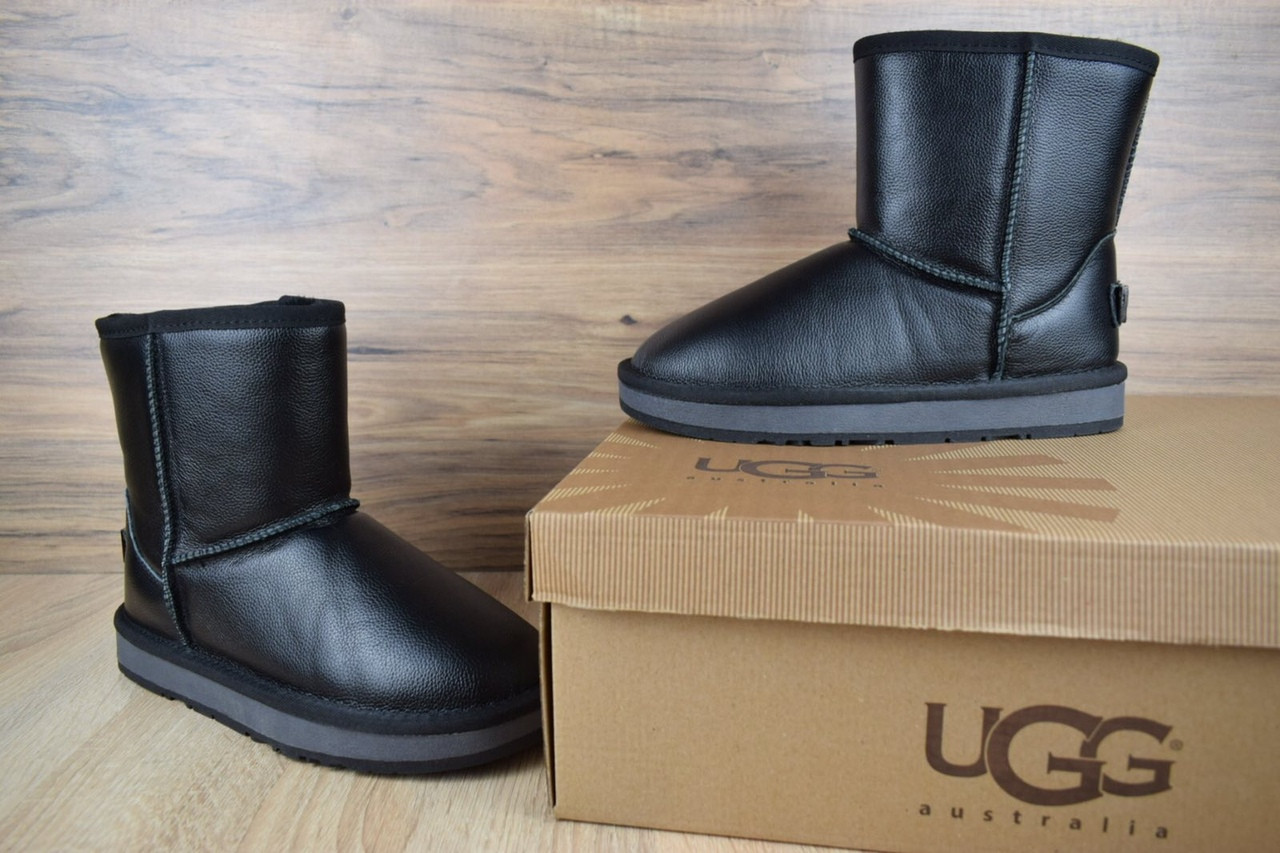 

Женские зимние угги на меху в стиле UGG, натуральная кожа, черные 39 (25 см), последний размер