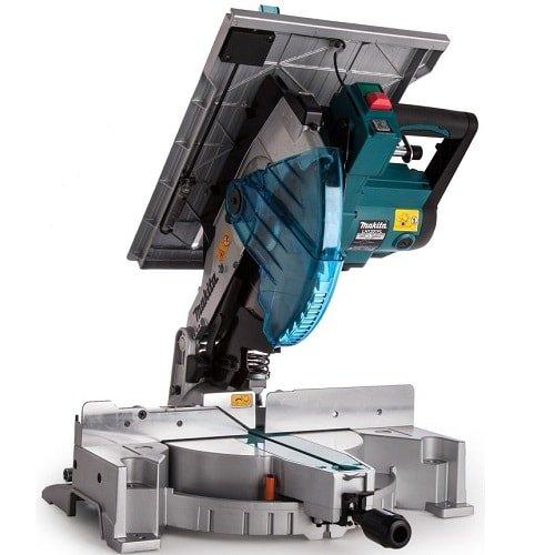 

Торцовочная пила Makita LH1201FL со столом