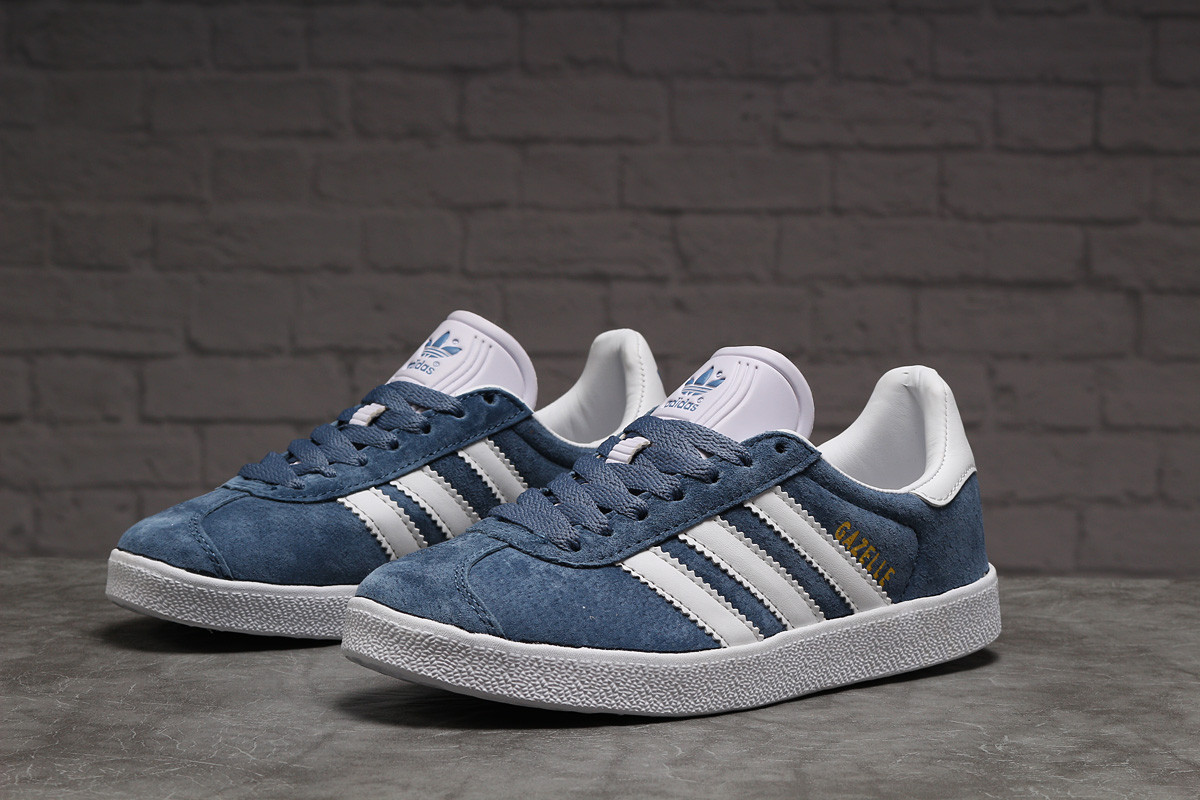 

Кроссовки женские 17935, Adidas Gazelle, голубые, < 36 37 38 39 40 41 > р. 41-25,5см.