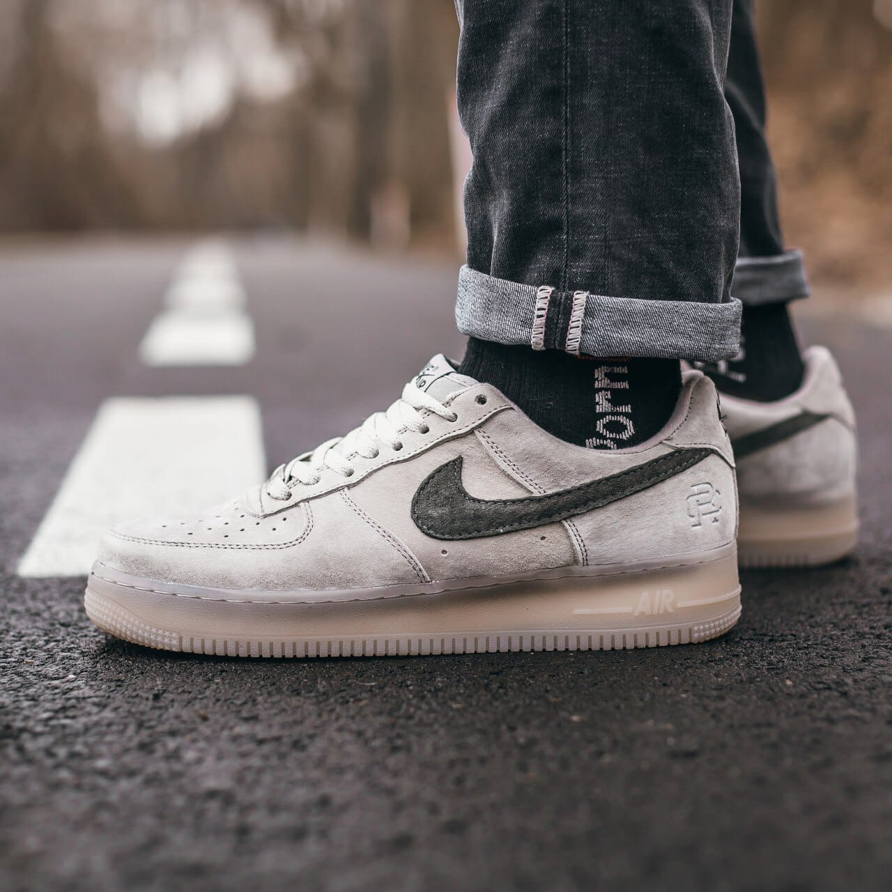 

Кроссовки мужские Nike Air Force 1 Mid x Reigning Champ серые, Найк Форс, замша, прошиты, код IN-262 43