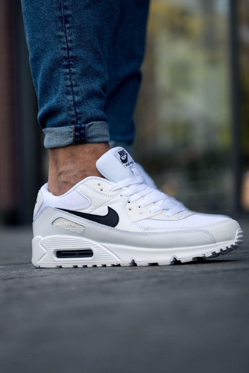 

Мужские кроссовки Nike Air Max 90 Essential White / Найк Аир Макс 90 Эссеншал Белые 44, Белый