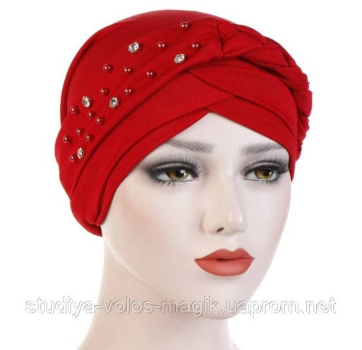 

Женская красная шапка чалма тюрбан с косой украшена камнями и бусинами, Красный