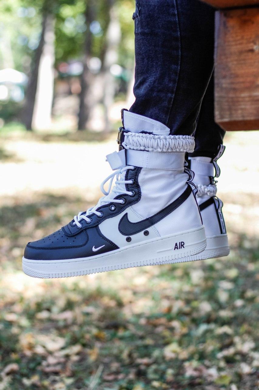 

Кроссовки Nike Special Field Air Force 1 White Black 43, Черно-белый