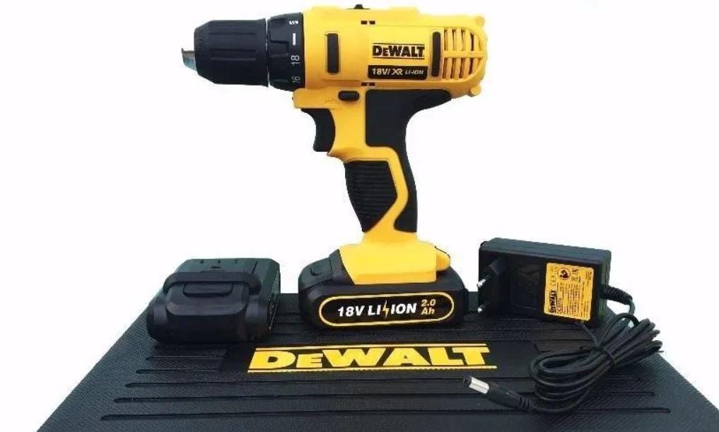 

Аккумуляторный шуруповерт DeWALT DCD776 18V 2Ah Деволт