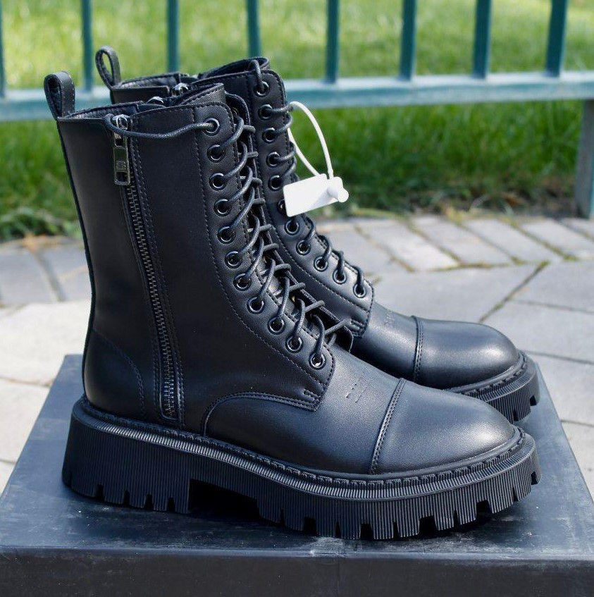 

Balenciaga Tractor Boots | ботинки женские; полностью черные; демисезон 40, Черный