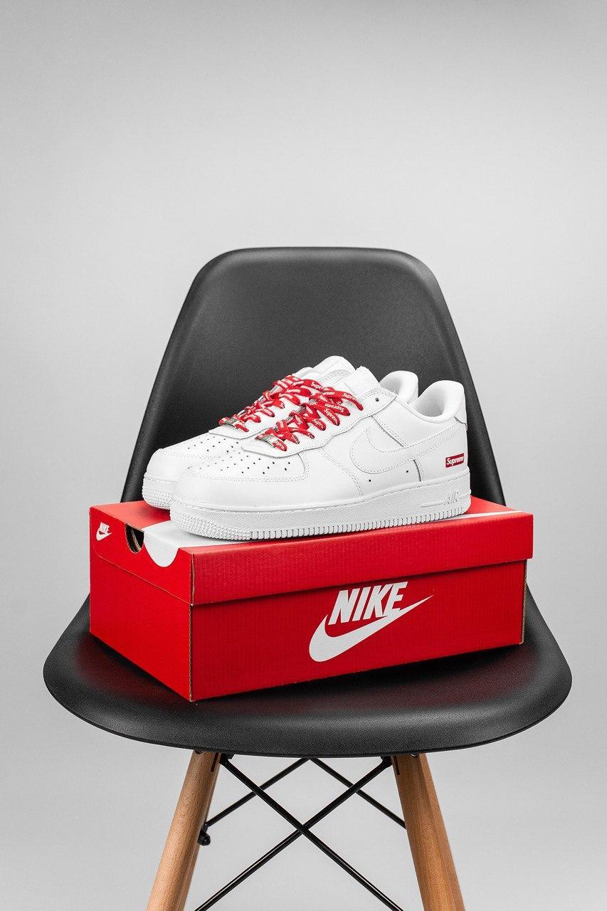 

Женские кроссовки Nike Air Force 1 White Supreme / Найк Аир Форс 1 Белые Суприм, Белый