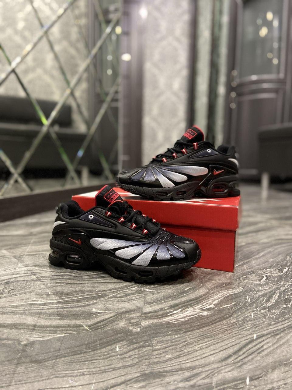 

Мужские кроссовки Nike VaporMax TN Plus Black Grey / Найк Аир ВапорМакс ТН Плюс Черные Серые, Черный