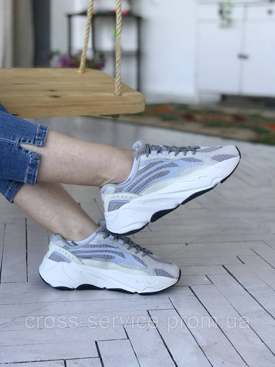 

Кроссовки женские Adidas Yeezy Boost 700 V2 Static адидас изи буст в2 статик бежевые рефлектив адидаси кроссы, Бежевый