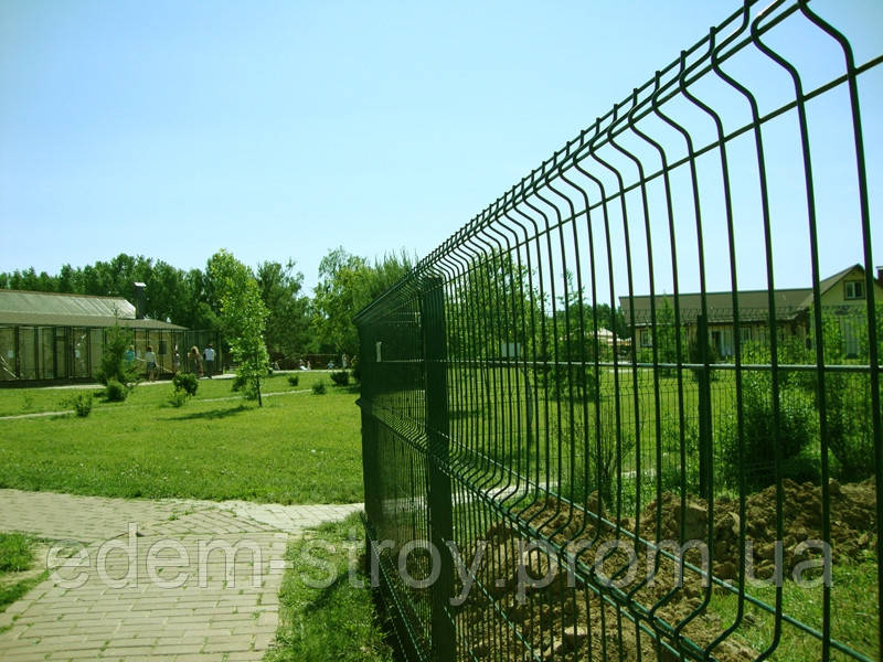 

Секционная сетка, зеленая, 50х200 мм., 1.7х2.5 м., Зеленый